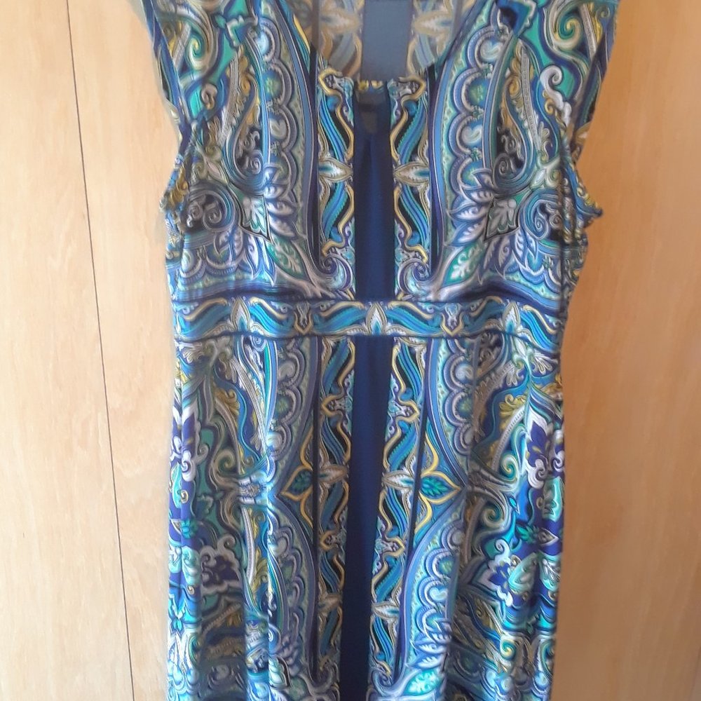 Apt 9 PXL sleeveless dress. knee length